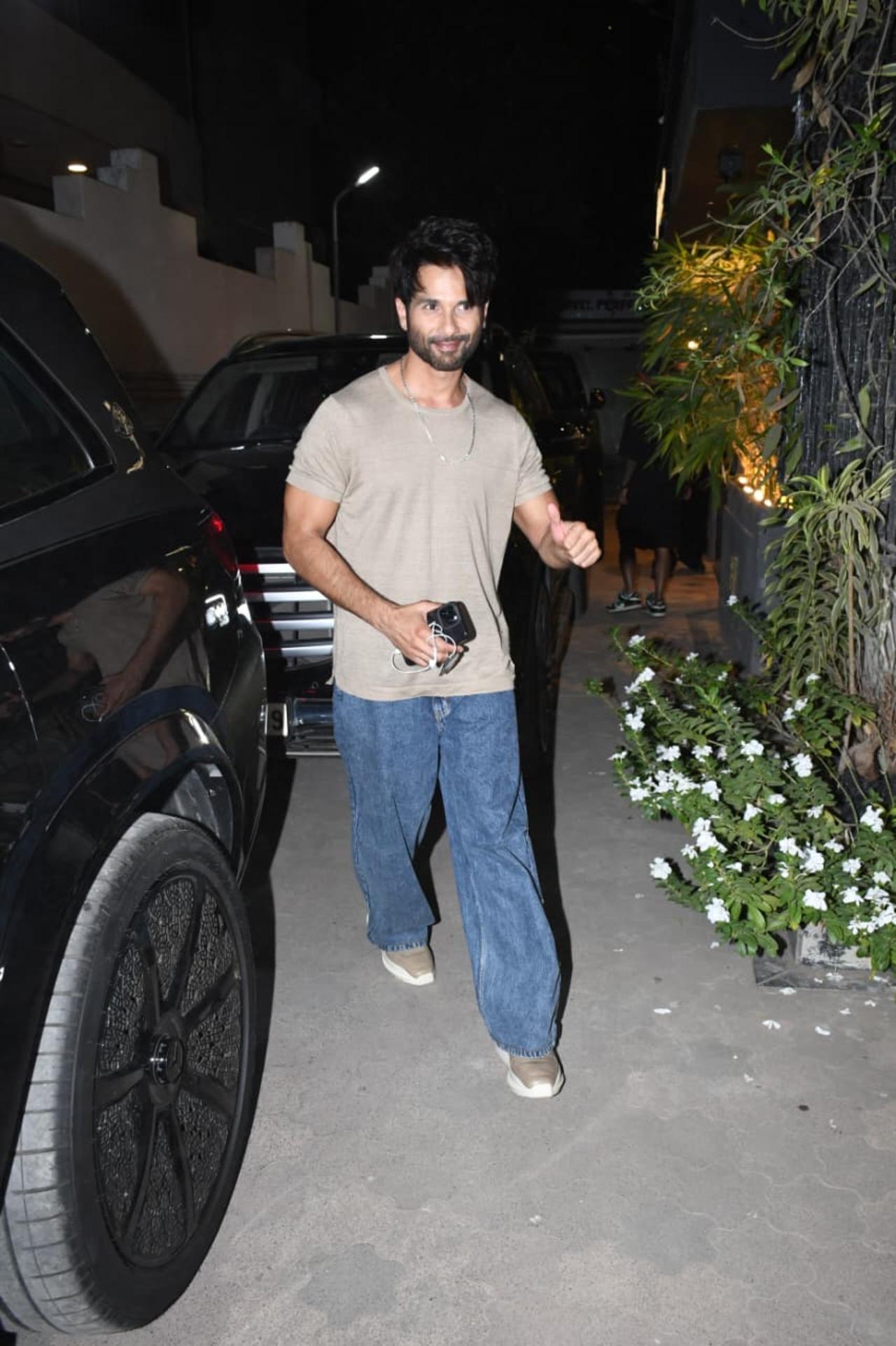 Shahis Kapoor was also seen stepping out for a haircut as he was spotted leaving celebrity hairstylist Haakim Alim's salon.